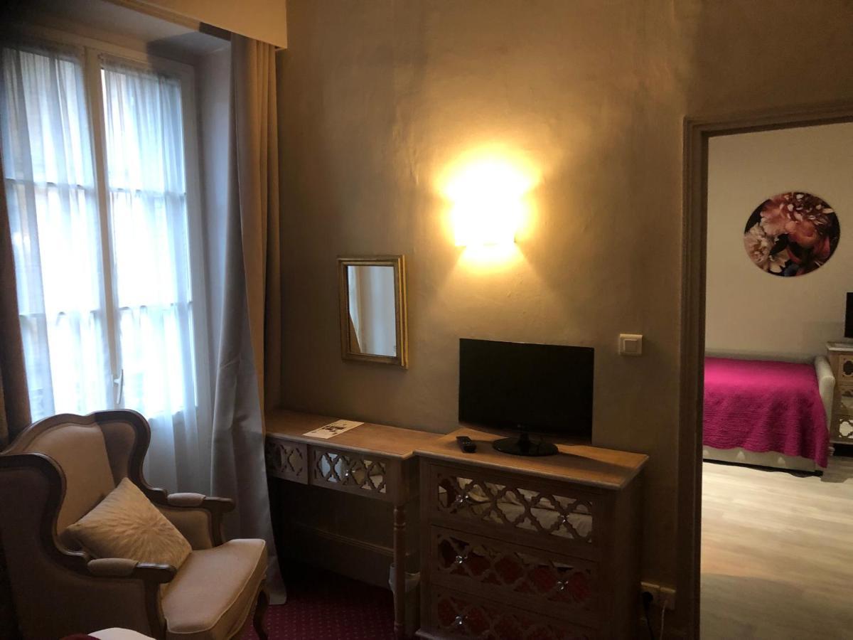 Hotel Montespan Bourbon-lʼArchambault Εξωτερικό φωτογραφία